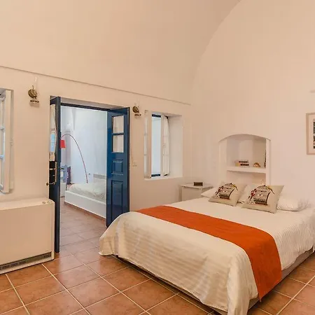 Astraea House * Firostefani