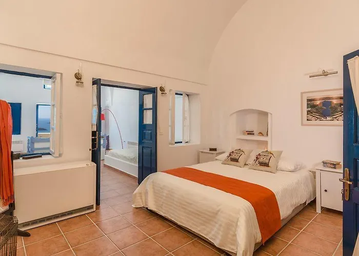 Astraea House * Firostefani